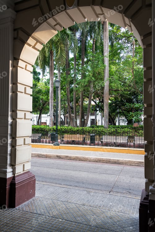Preview: Arch Of A Colonial Building Looking Towards The Plaza De Bolivar In Cartagena, Colombia