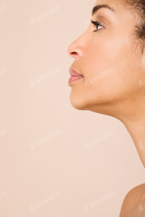 Preview: Close-Up Side View Of A Womans Face