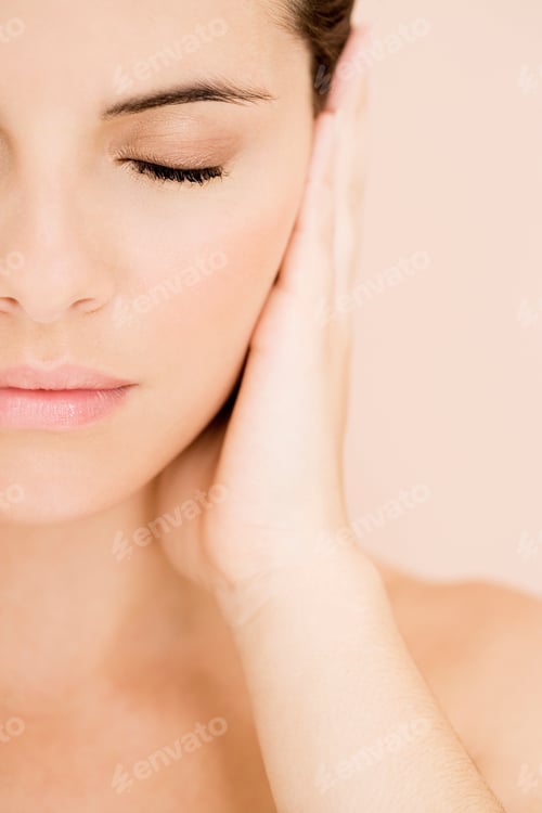 Preview: Close Up of a Woman With Eyes Closed