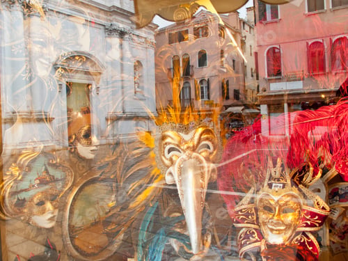Preview: Ornate Venetian Masks For Venice Carnival On Display In The Shop Window With Architectural