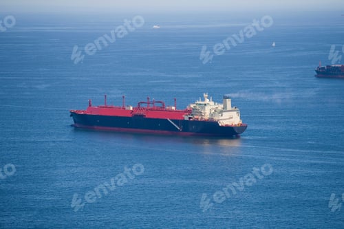 Preview: Side View Of A Natural Gas Cargo Ships Travelling At The Sea.