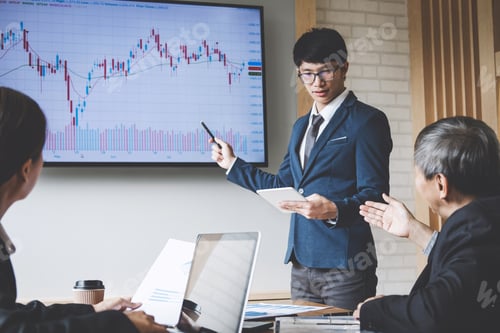 Preview: Business People Are Working In Office, Presentation In Front Of Boss, Businessman Leader