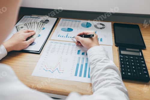 Preview: Analyzing Business Data and Finances in the Office