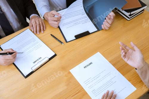 Preview: Business Woman Explaining About His Profile To Two Selection Committee Manager Sitting In During
