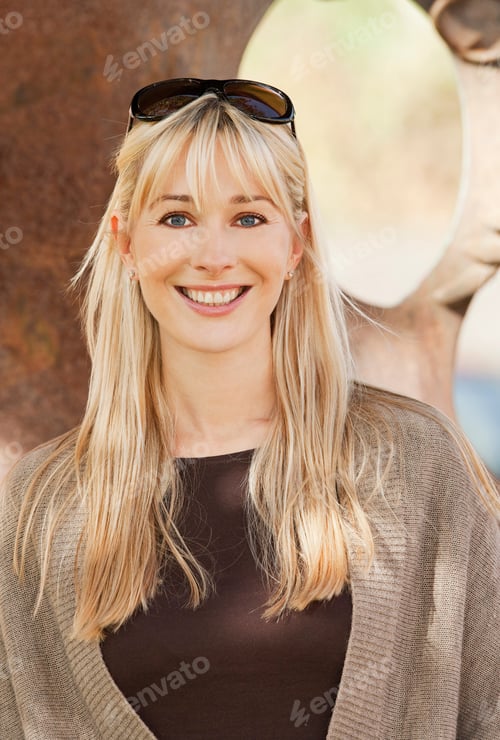 Preview: Beautiful Smiling, Happy Woman