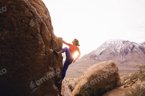 Preview: Woman Rock Climbing, Buttermilk Boulders, Bishop, California, Usa