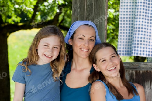 Preview: Portrait Of Mother And Daughters, Happy