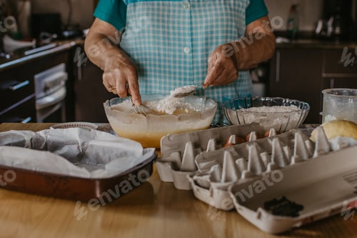 Preview: Preparing Cakes And Pastries At Home