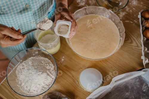 Preview: Preparing Cakes And Pastries At Home