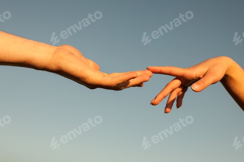 Visualização: Silhueta de mão amiga e conceito de esperança