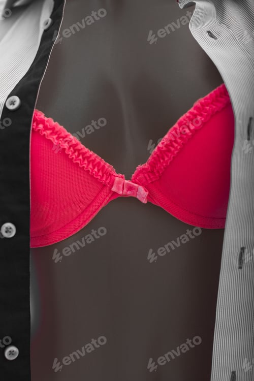 Preview: Young Woman In Bra