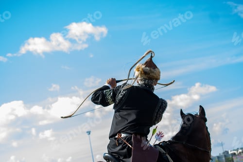 Preview: Ottoman Archer Riding And Shooting On Horseback