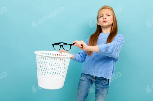 Preview: Girl Throws Glasses In The Trash