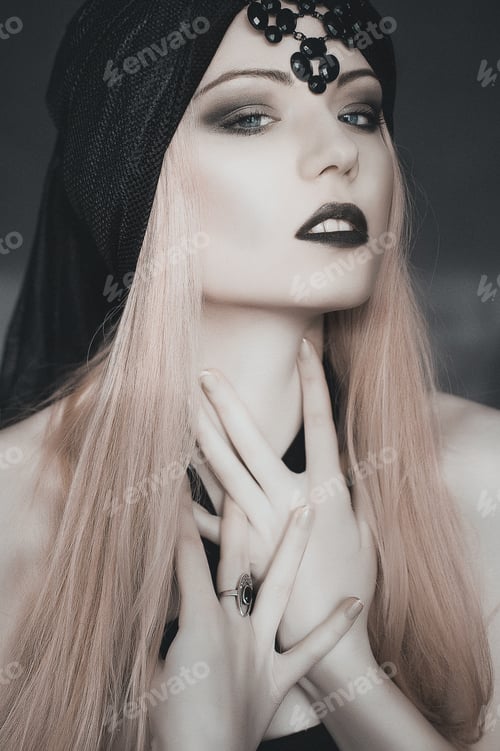 Preview: Gothic Girl With Fish Head, Emotional Portrait