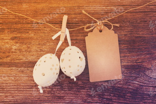 Preview: Hanging White Easter Eggs With Blank Paper Note , Retro Toned