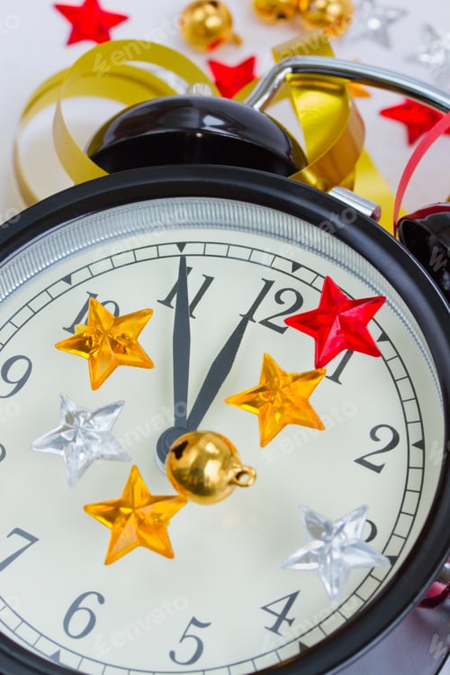 Preview: New Year'S Clock - Five Minutes Untill 12