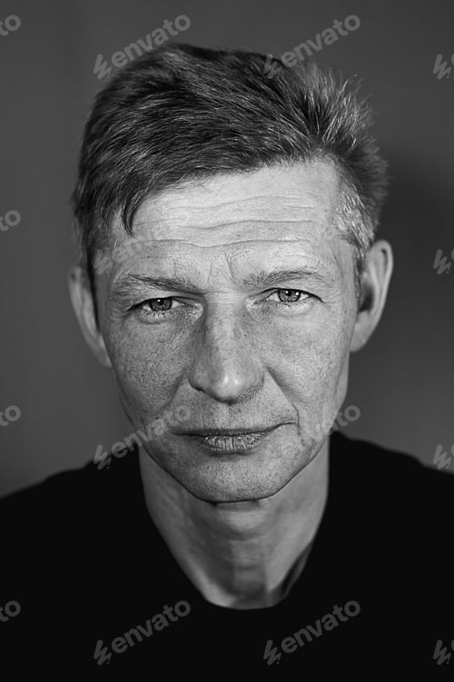 Vorschau: Porträt eines Mannes im Esquire-Stil