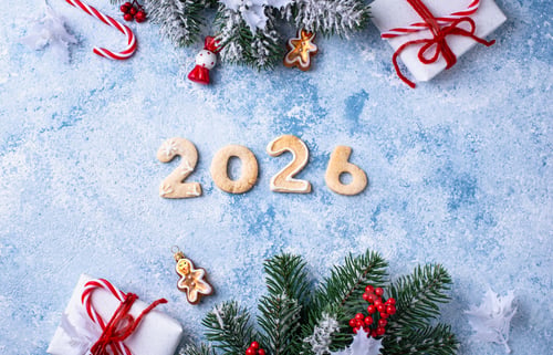 Preview: Festive New Year's cookies in the shape of 2026