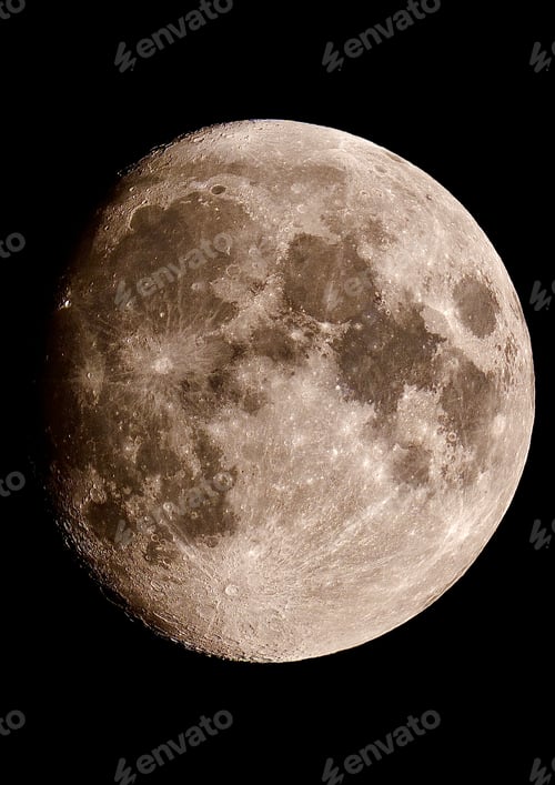 Preview: Beautiful full moon on a dark background