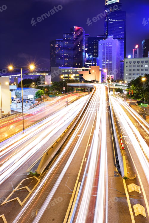 Preview: traffic in Hong Kong at night
