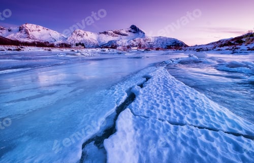 Preview: Natural landscape on the Lofoten islands, Norway.