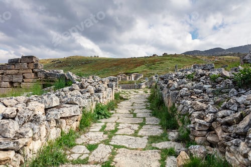 Preview: Ruins of the Roman theater in Hierapolis