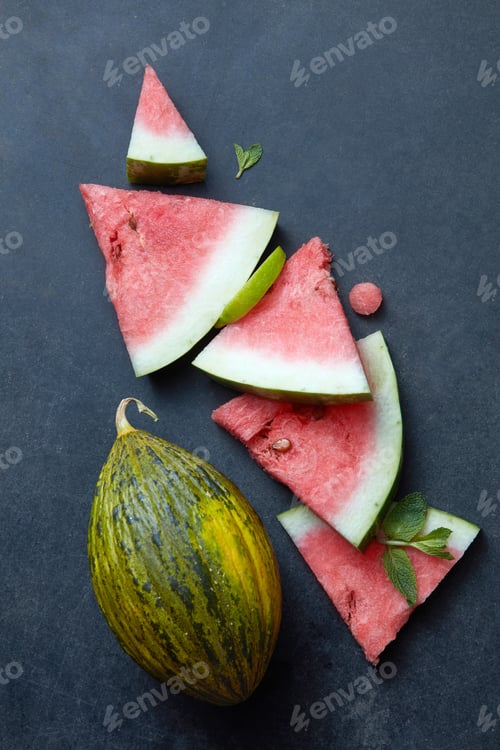 Preview: pieces of fresh watermelon