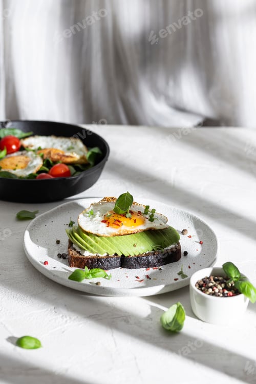 Preview: Healthy breakfast with sandwiches