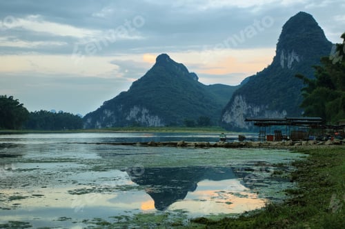 Preview: Karst mountains reflected in Li river at sunset