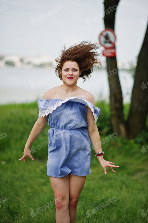 Preview: Portrait of an amazing young girl