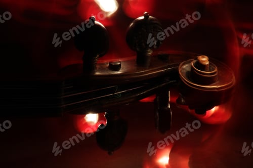 Preview: Fiery Red Violin Scroll