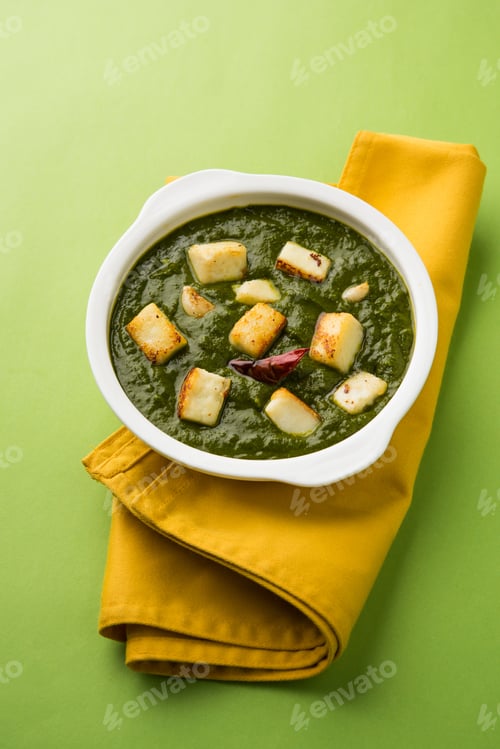 Preview: Indian style Palak Paneer Or Spinack Cottage Cheese Curry