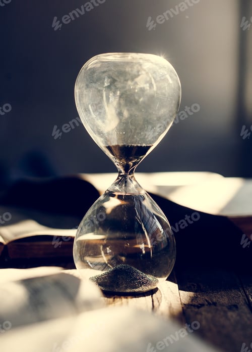 Preview: Sandglass on a table