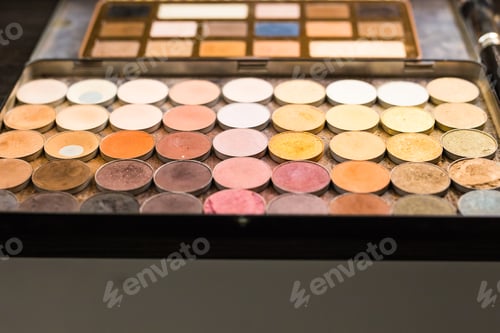 Preview: Eyeshadows collection, make up