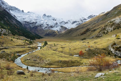 Preview: Autumn scene in Otal valley, Spain
