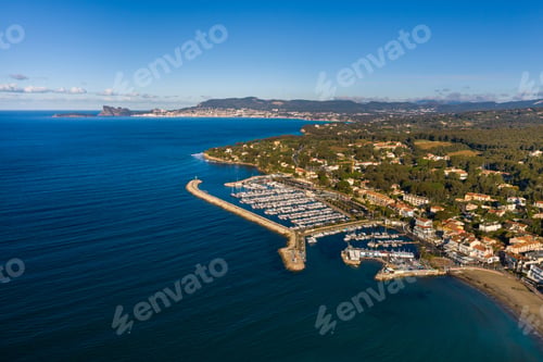 Preview: Top view of the embankment and the village of Saint-cyr-sur-mer, France