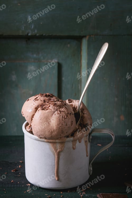 Preview: Mug with chocolate ice cream