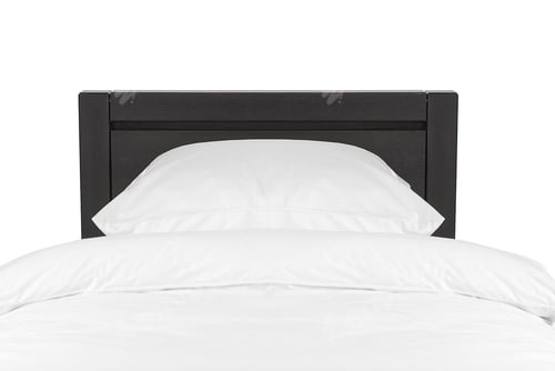 Preview: Bed isolated