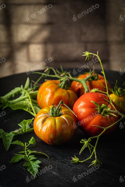 Preview: Mix colorful tomatoes