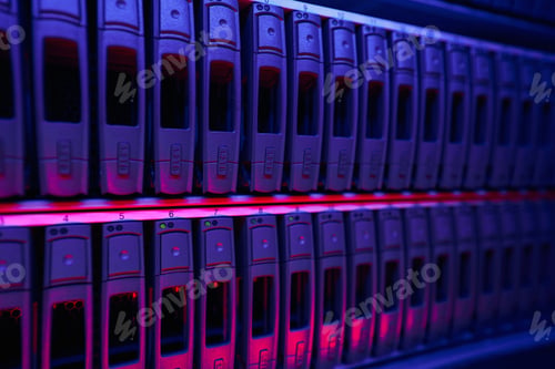 Preview: Storage device connected to network in data center
