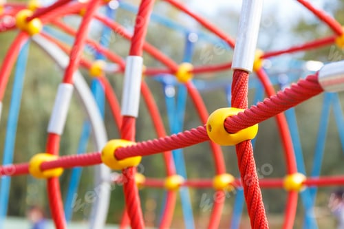 Preview: Red rope as mesh for climbing on playground