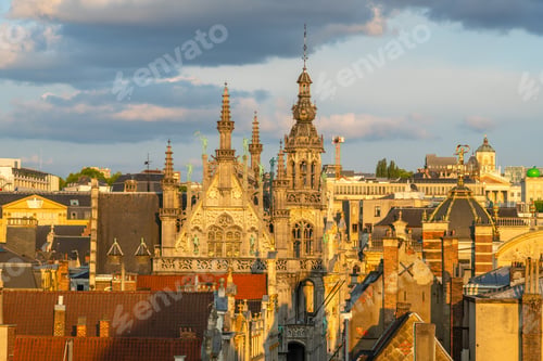 Preview: Churches and Cathedrals in City Center. Brussels, Belgium