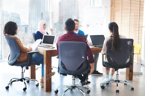 Preview: Office workers talking on the meeting