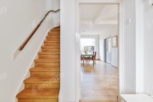Preview: Luxury staircase hall