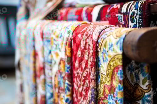 Preview: Bright bedspreads on the Turkish market