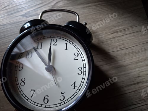 Preview: Background photo of alarm clock