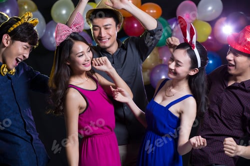 Preview: Fashionable adults dancing