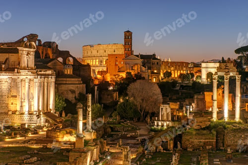 Preview: View over the ruins of the Roman Forum in Rome at dawn