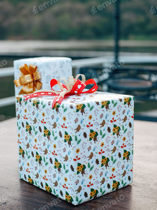 Preview: Celebrating Christmas with gifts and decorations.