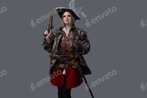Preview: Medieval woman pirate with saber and handgun